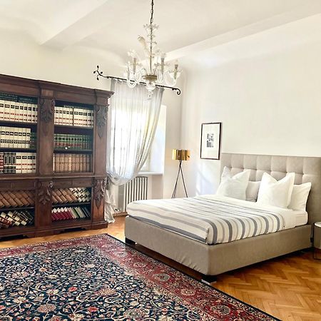 Comecasa Alfieri Elegant Apartment アスティ エクステリア 写真