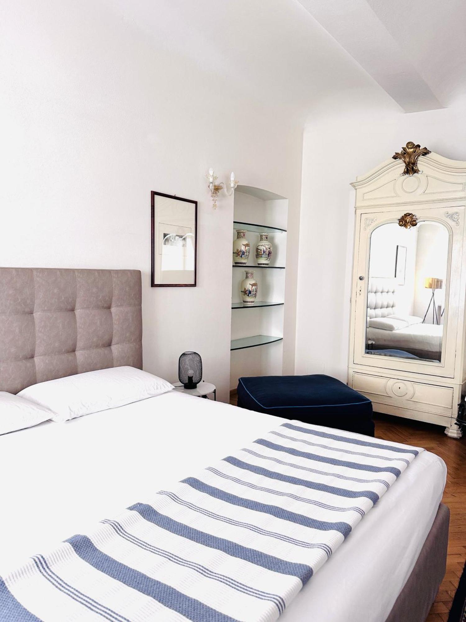 Comecasa Alfieri Elegant Apartment アスティ エクステリア 写真