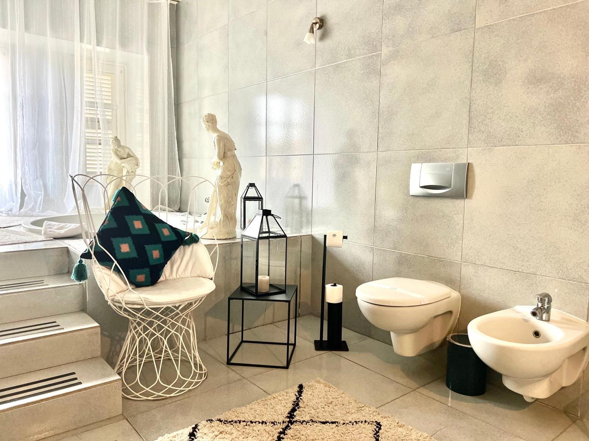 Comecasa Alfieri Elegant Apartment アスティ エクステリア 写真