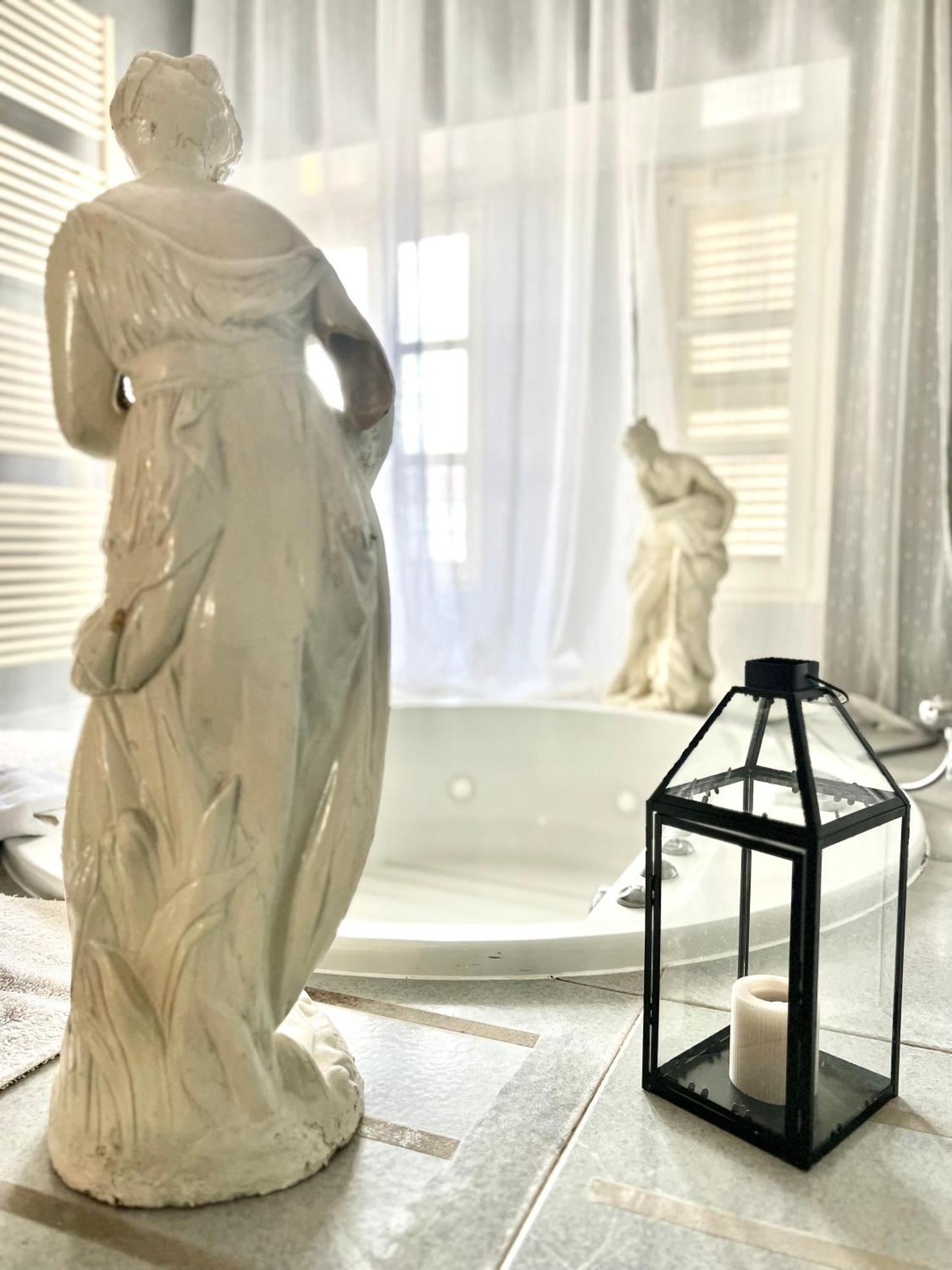 Comecasa Alfieri Elegant Apartment アスティ エクステリア 写真